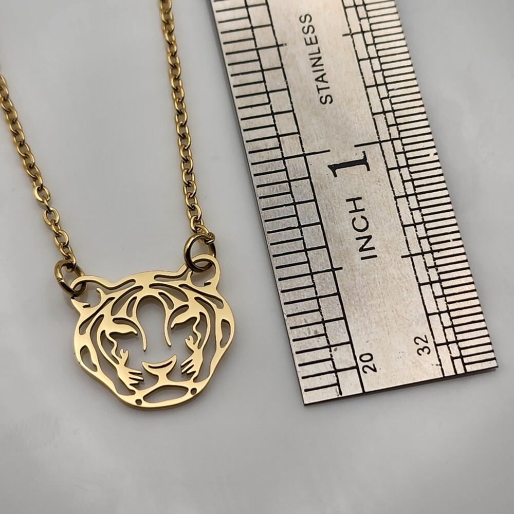 Dainty Gold Tiger Necklace - Picture 4 of 4